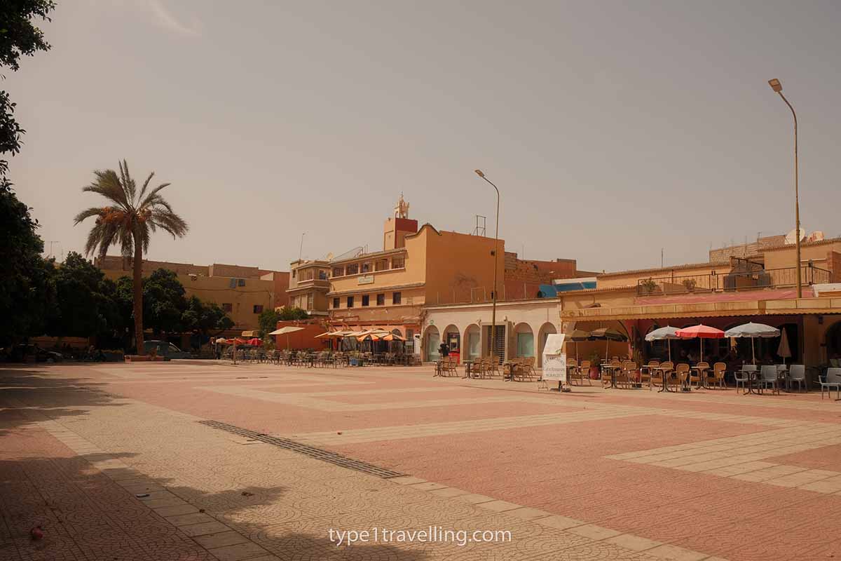 place-assarag-taroudant The cafe-lined Place Assarag in Taroudant city centre.